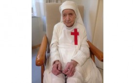Thượng thọ 110 tuổi nữ tu cao niên nhất thế giới