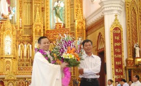 Báo Đáp mừng tân Lm. Vinhsơn Nguyễn Văn Bạt