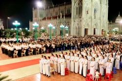 Giáo xứ Kiên Lao mừng Đại lễ Mẹ Mân Côi