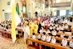 Giáo xứ Vinh Phú chầu Thánh Thể