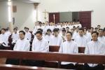 ĐCV: Thánh lễ trao tu phục cho quý thầy khóa XI