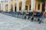 Giáo xứ Nam Hoà trao tặng 17 chiếc xe lăn