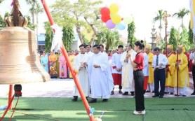 Phú Ninh: Làm phép chuông và dậu nhà thờ