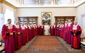 ĐTC tiếp kiến Tòa Thượng Thẩm Rota ở Roma