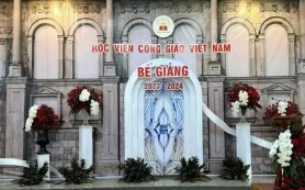 HVCG Việt Nam bế giảng năm học 2023 - 2024 và trao chứng chỉ triết học