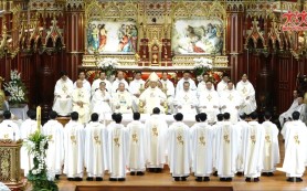 24 phó tế được ĐC Tôma truyền chức linh mục