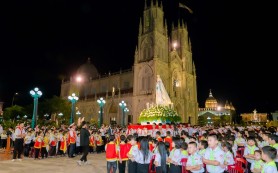 Giáo lý viên Kiên Lao mừng lễ Mẹ Fatima, quan thầy