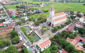 Tuần chầu hồng ân trên quê hương Vạn Lộc