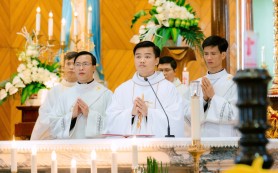 Cha mới Vinhsơn Trần Văn Chung tạ ơn 