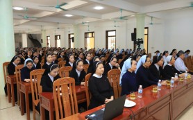 Họp mặt khối Khấn Tạm liên Dòng nữ Bùi Chu