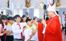 Định Hải: 101 thiếu nhi chịu phép Thêm sức