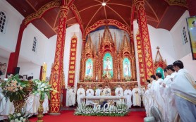 Cha Giuse Trần Văn Cảnh dâng Thánh lễ tạ ơn