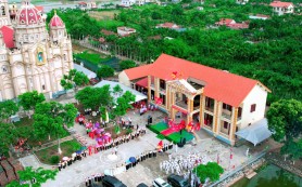 Trung Hòa, ngày của những niềm vui trọng đại