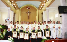Lễ bổn mạng và ngân khánh khấn dòng Trinh Vương 