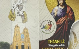 Phạm Rỵ: Bảng chỉ đường và bãi đậu xe