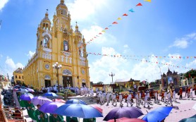 Diêm Điền hân hoan chầu Chúa Giêsu Thánh Thể