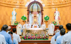 Xuân Dục thành lập hội Caritas