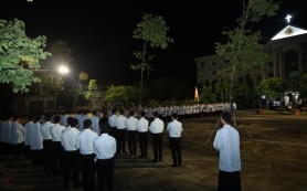 Đại Chủng viện Bùi Chu suy tôn Thánh Giá