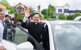 Trung Hòa, niềm hân hoan được đón Cha xứ tiên khởi