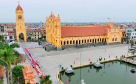 Ban Phụng tự hành hương Đền thánh Mẹ Thiên Chúa