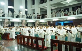 Lễ bế mạc tuần tĩnh tâm năm hàng giáo sỹ Bùi Chu