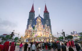 Gx. Xuân Dục, Giáng Sinh cho muôn dân