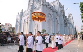 Ảnh đẹp lễ Đức Mẹ Vô Nhiễm