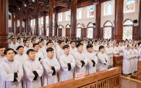 Tạm biệt năm cũ 2025 và đón chào năm mới 2026