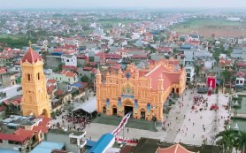 Trung Lao, dịp tuần chầu và kính Mẹ Thiên Chúa