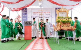 Giáo xứ Ngọc Lâm: niềm vui ba trong một