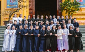 Họp mặt Liên tu sĩ Bùi Chu tại Đền thánh Trung Lao