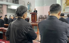 Đề tài: Linh mục sống tinh thần mùa Chay thánh