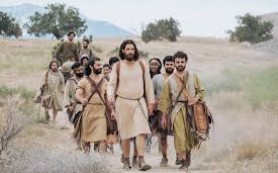 Bên Ngài là Thiên Chúa