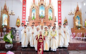 Thánh lễ Mở tay của cha Đaminh Phạm Ngọc Huấn