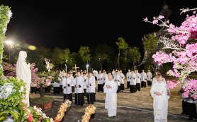 ĐCV Bùi Chu: Cung nghinh Đức Mẹ