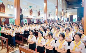 Gx. Quần Vinh: Thánh lễ Tạ ơn Rước lễ Bao đồng