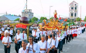 Họ Lạc Ngoại kính Đức Mẹ Núi Camêlô, quan thầy