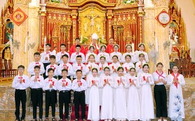 82 em lãnh Bí tích Thêm sức tại Đền Thánh Đại Đồng