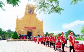 Gx Xuân Hóa: 3 niềm vui trong một ngày hồng phúc