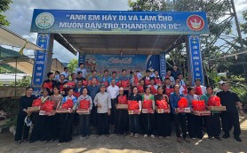 Caritas Bùi Chu hiệp thông trong ngày hội Đức tin