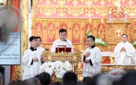 Giáo xứ Trại Đáy hân hoan đón cha xứ mới Vinhsơn