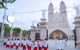 Đại Đồng mừng lễ Mẹ Mân Côi, quan thầy