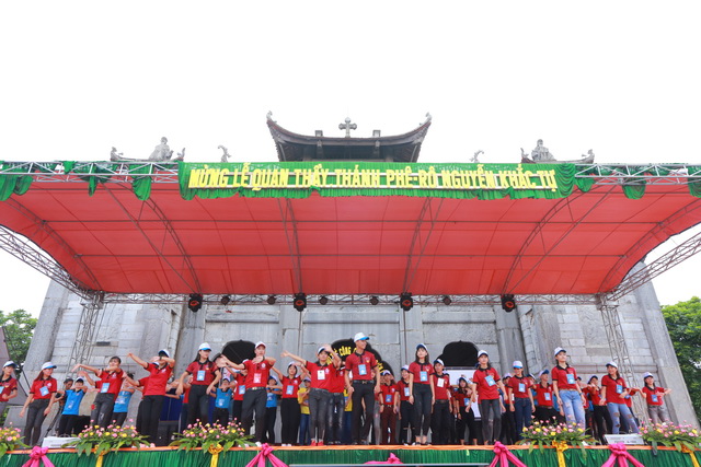 Phát Diệm: Ngày đại hội quy tụ hơn 3000 bạn trẻ