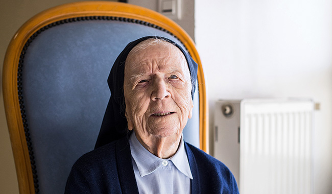 Nữ tu Anrê Nữ tu lớn tuổi nhất nước Pháp