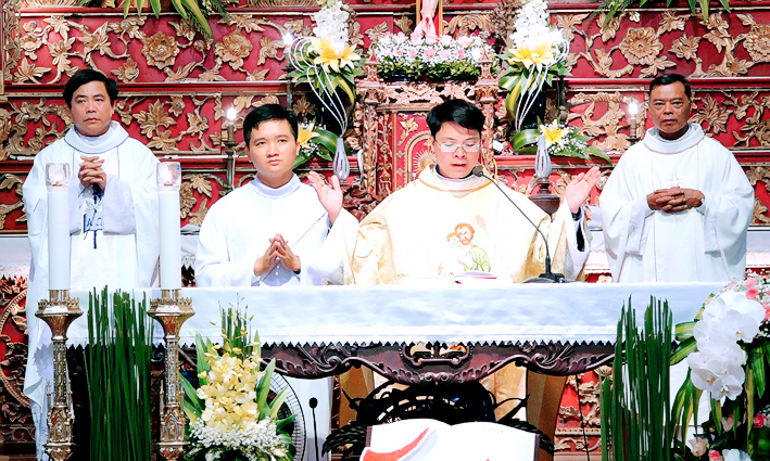 Thánh lễ mở tay cha Giuse Trần Văn Biên