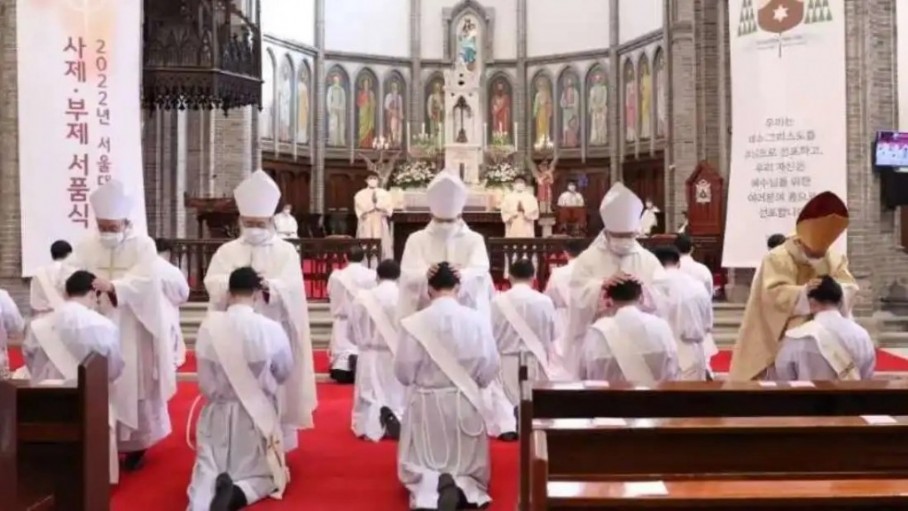 check korean dioceses struggle for priestly vocation amid low birthrate religiosity 63f4a839c3022 600