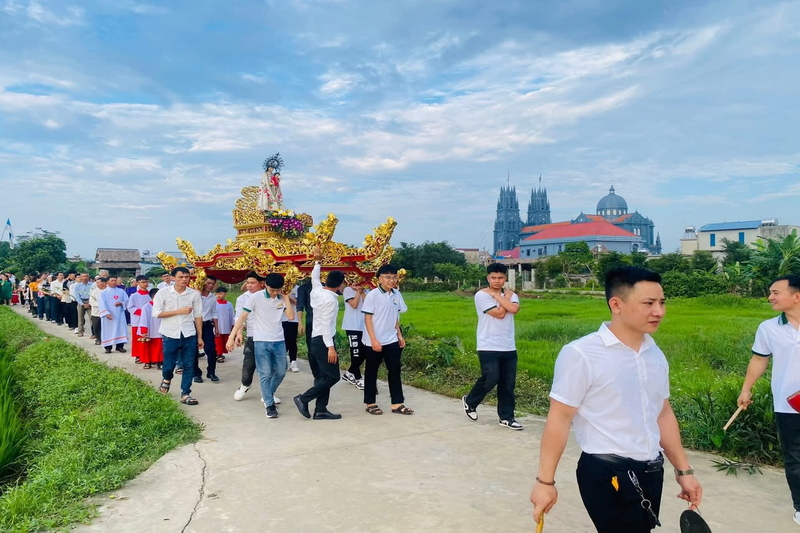 gx hong quang 24