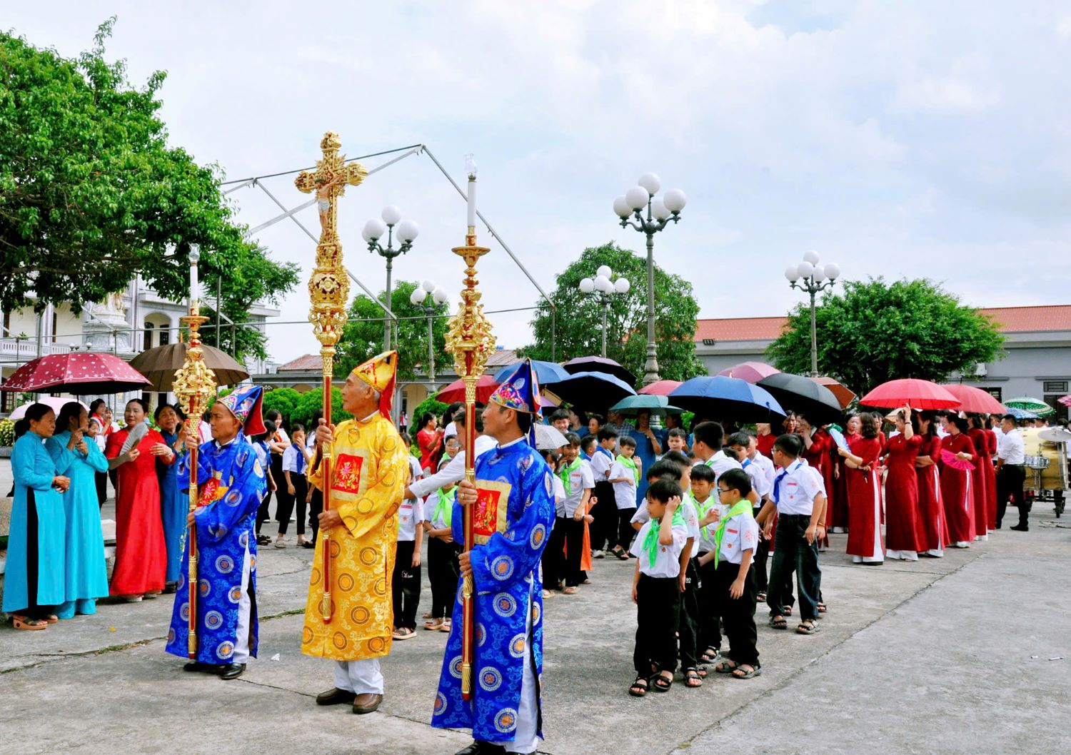 2025 10 12 hanh huong kl9d