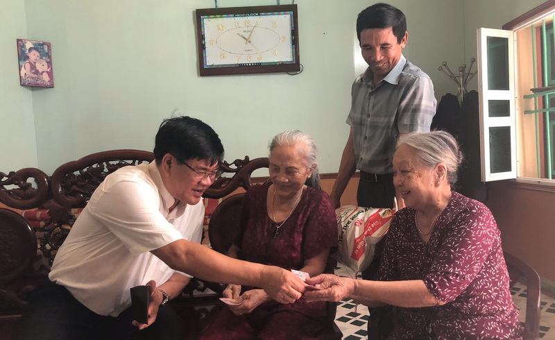 z7672022436574 40102a4ed810df34e35fa5d5112b4c03 1