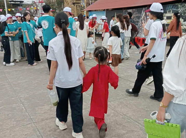 z7700717211887 740a8a77aa8174d6165a0225550a9ddd